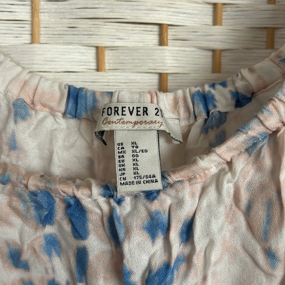 Romper - Picture 2 of 5